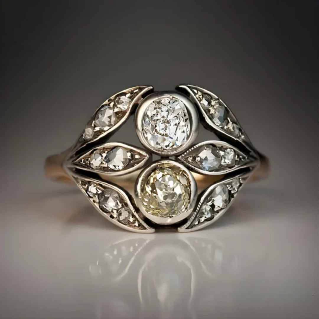 Bjørks™ | Ring med Bladformede Detaljer