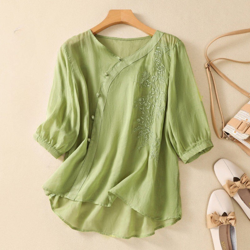 Bjørks™ | Elegant bluse med broderte detaljer