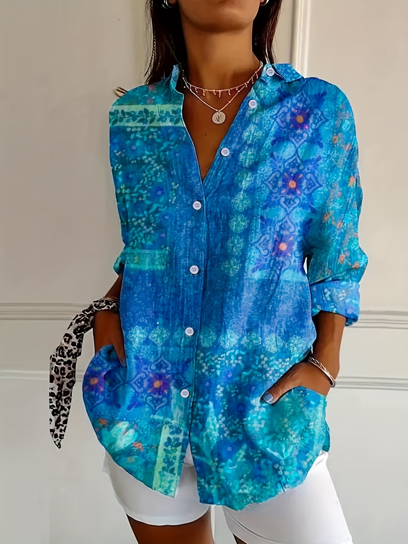 Bjørks™ | Skjortebluse med kunstnerisk blåmønster